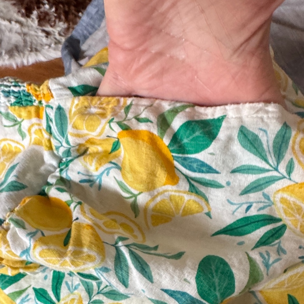 C&C California Yellow Lemon Print Maxi Skirt with Green Leaves - Picture 4 of 4